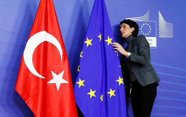 ЕС: Турция продолжает нагнетать напряженность в Восточном Средиземноморье
