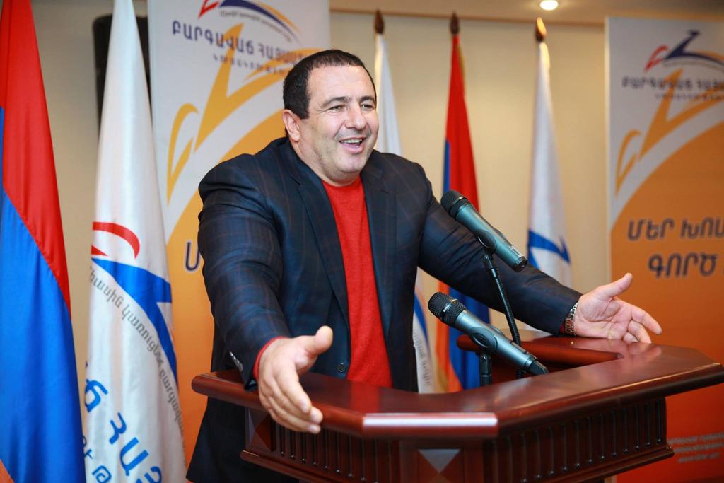 Гагик Царукян отказался от поста лидера ППА и уходит из активной политики