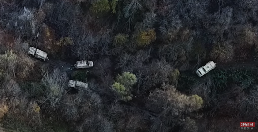 Опубликовано видео с кадрами уничтожения техники ВС Азербайджана в лесах Бердзора