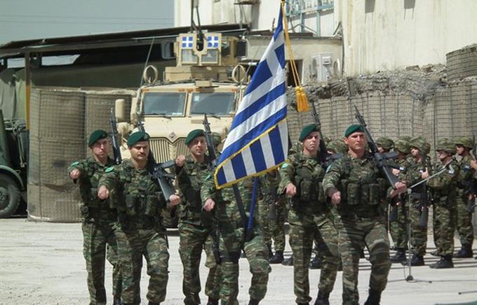 Греция отправляет 7000 военных на границу с Турцией