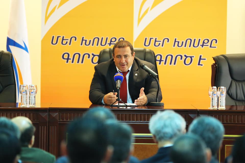 Царукян пообещал помочь представителям гостиничного бизнеса Армении