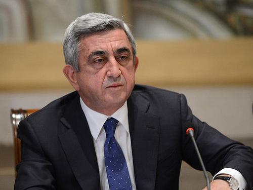 Президент Армении проведет обсуждения с политическими силами вокруг проекта конституции