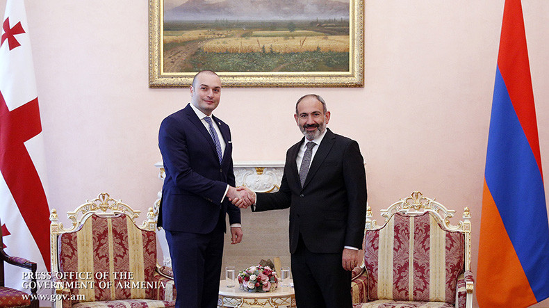 Премьер-министр Грузии Мамука Бахтадзе поздравил Никола Пашиняна