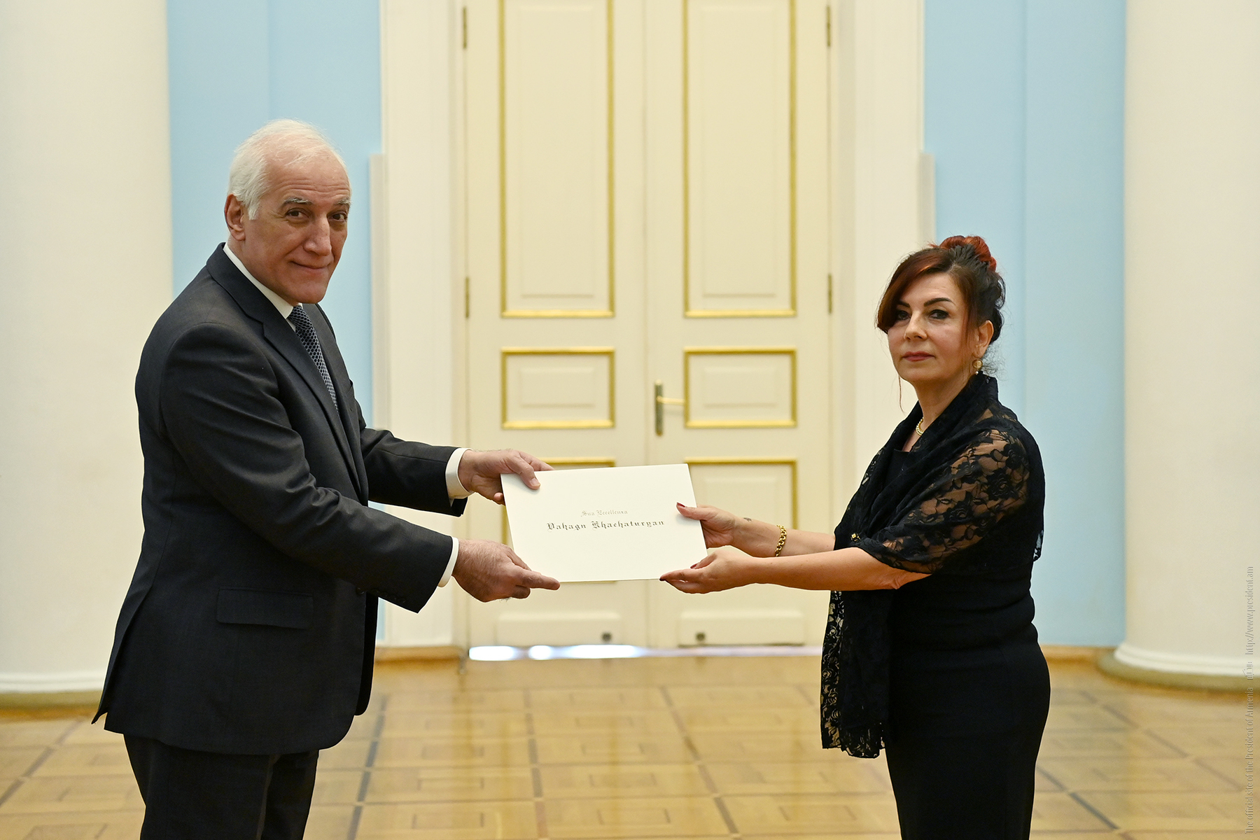 Ваагн Хачатурян принял верительные грамоты новоназначенного посла Сан-Марино в Армении 