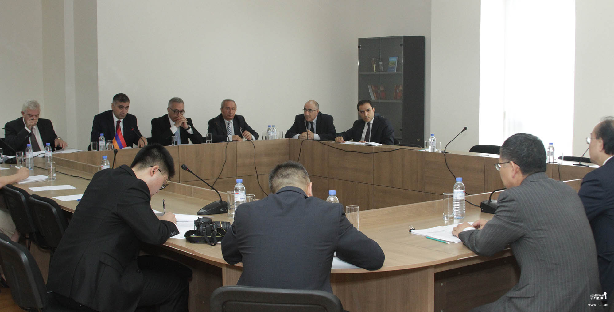 В Ереване состоялись консультации между внешнеполитическими ведомствами Армении и Китая