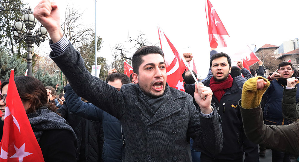 Армянские корни выявлены у известных политиков Турции и ярых националистов