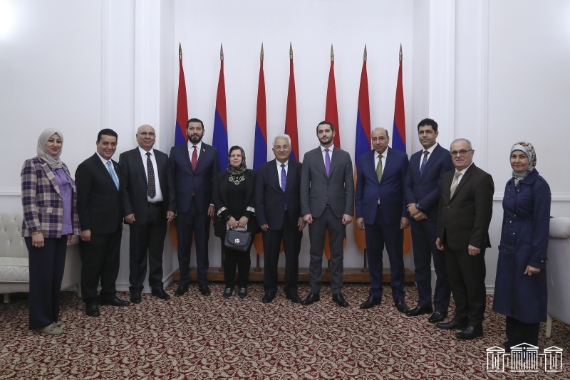 В НС Армении приняли делегацию парламента Ирака