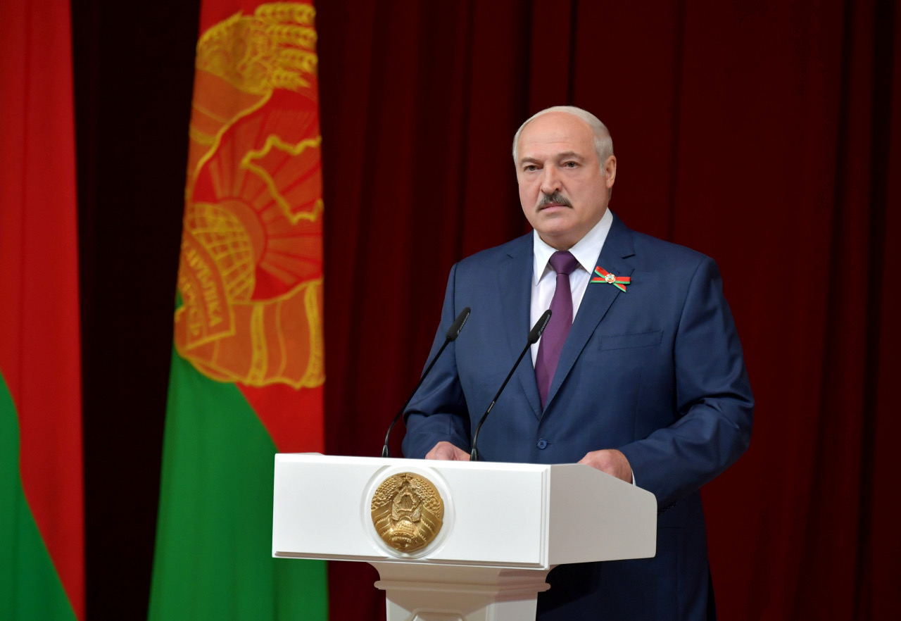 Лукашенко поздравил с 70-летием  Католикоса всех армян Гарегина Второго