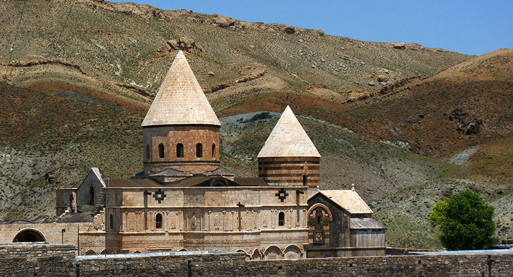 Иран потратит $370 тыс. на реставрацию армянских церквей