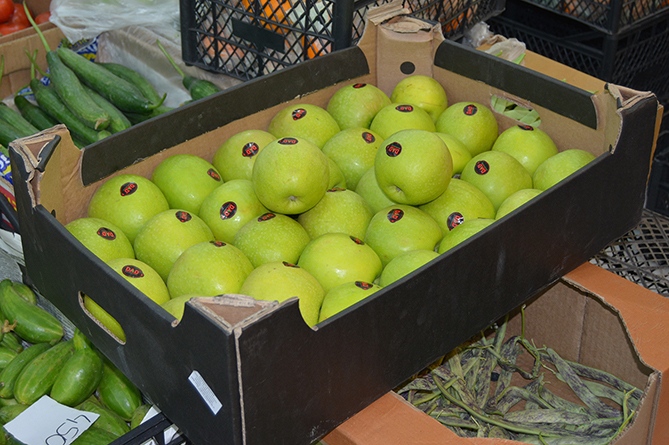 Դատախազություն. Ադրբեջանական խնձորը ՀՀ է բերվել առանց մաքսային հսկողության՝ կաշառքի դիմաց