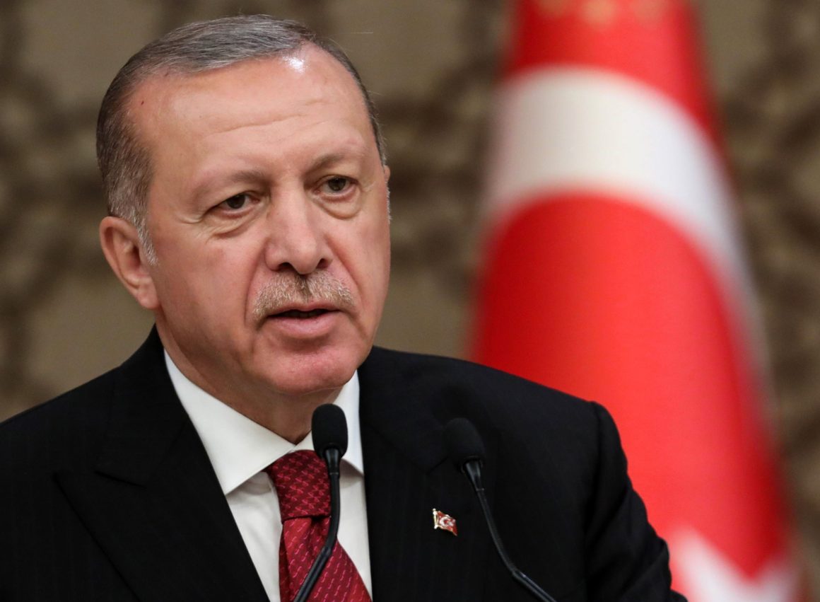 Эрдоган: США медленно уничтожают Идлиб 