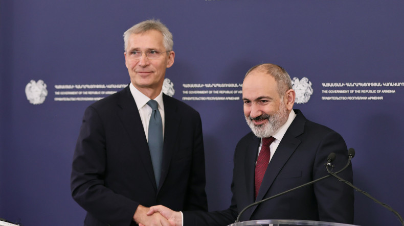Генсек НАТО: я глубоко убежден, что мира  между Арменией и Азербайджаном можно достичь