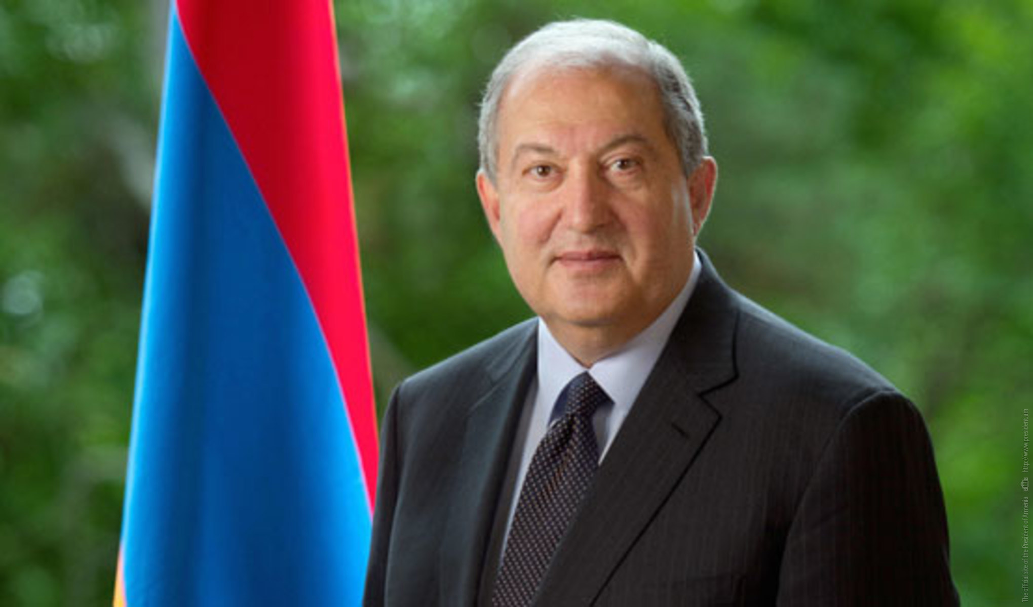Президент Армении поздравил Владимира Зеленского с победой