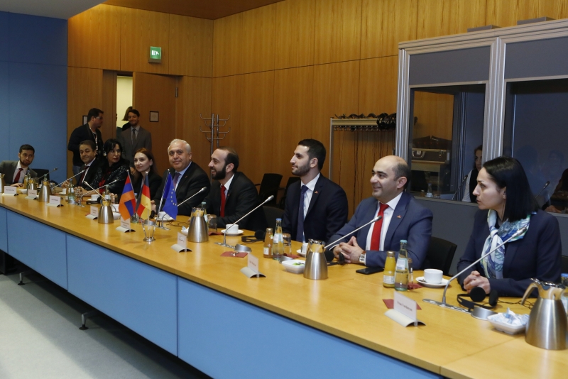 Армянские депутаты приняли участие в пленарном заседании Бундестага 
