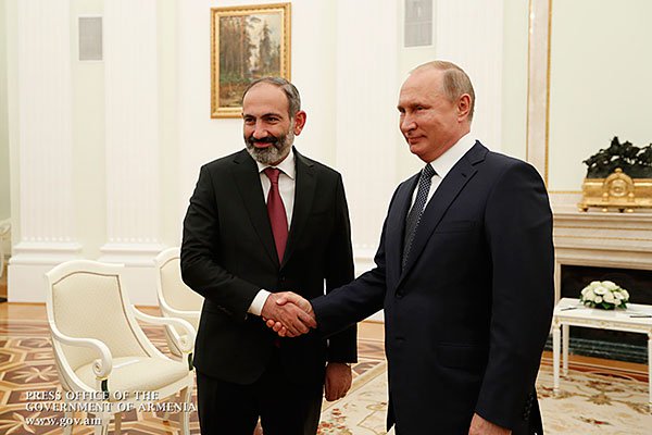 Будет правильнее, если Владимир Путин посетит Ереван в начале следующего года - Пашинян