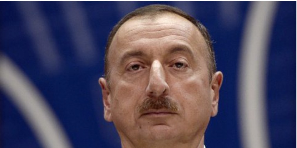 Экс-посол США: Нужно ввести санкции в отношении азербайджанских властей