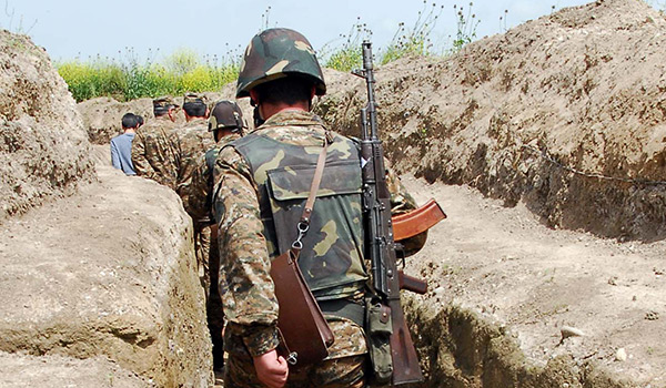 В Карабахе в результате ракетного обстрела с азербайджанской стороны погибли 4 военнослужащих