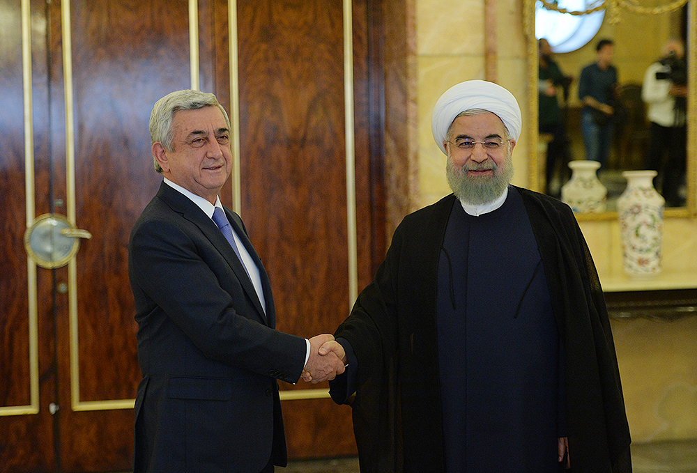 Главы Армении и Ирана отметили важность использования международных транспортных путей