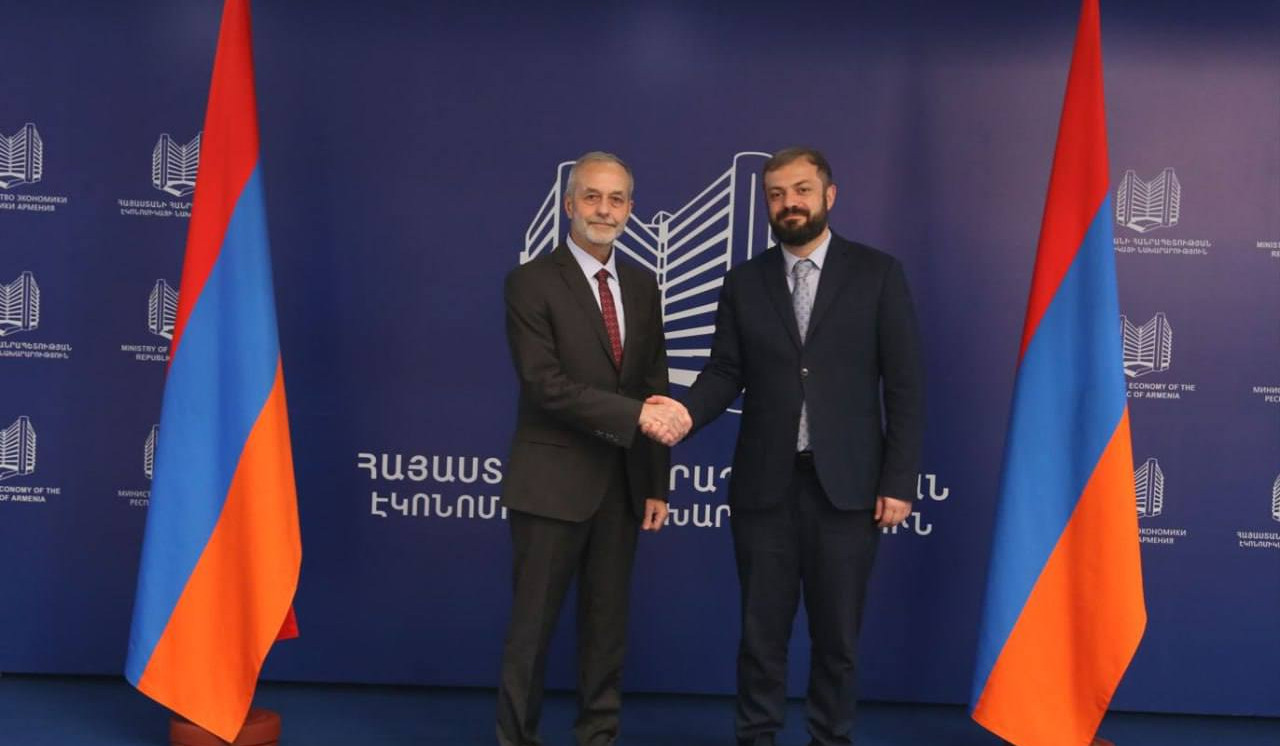 Պապոյանը Սլովակիայի դեսպանի հետ քննարկել է տնտեսական համագործակցության առանցքային խնդիրներ