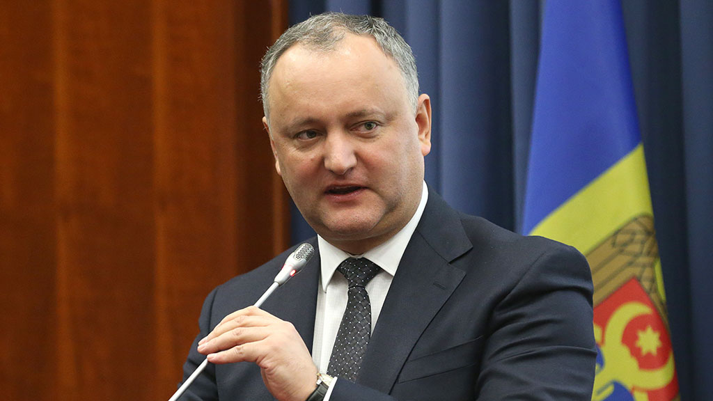 Додон запретил молдавским военным участвовать в учениях НАТО на Украине