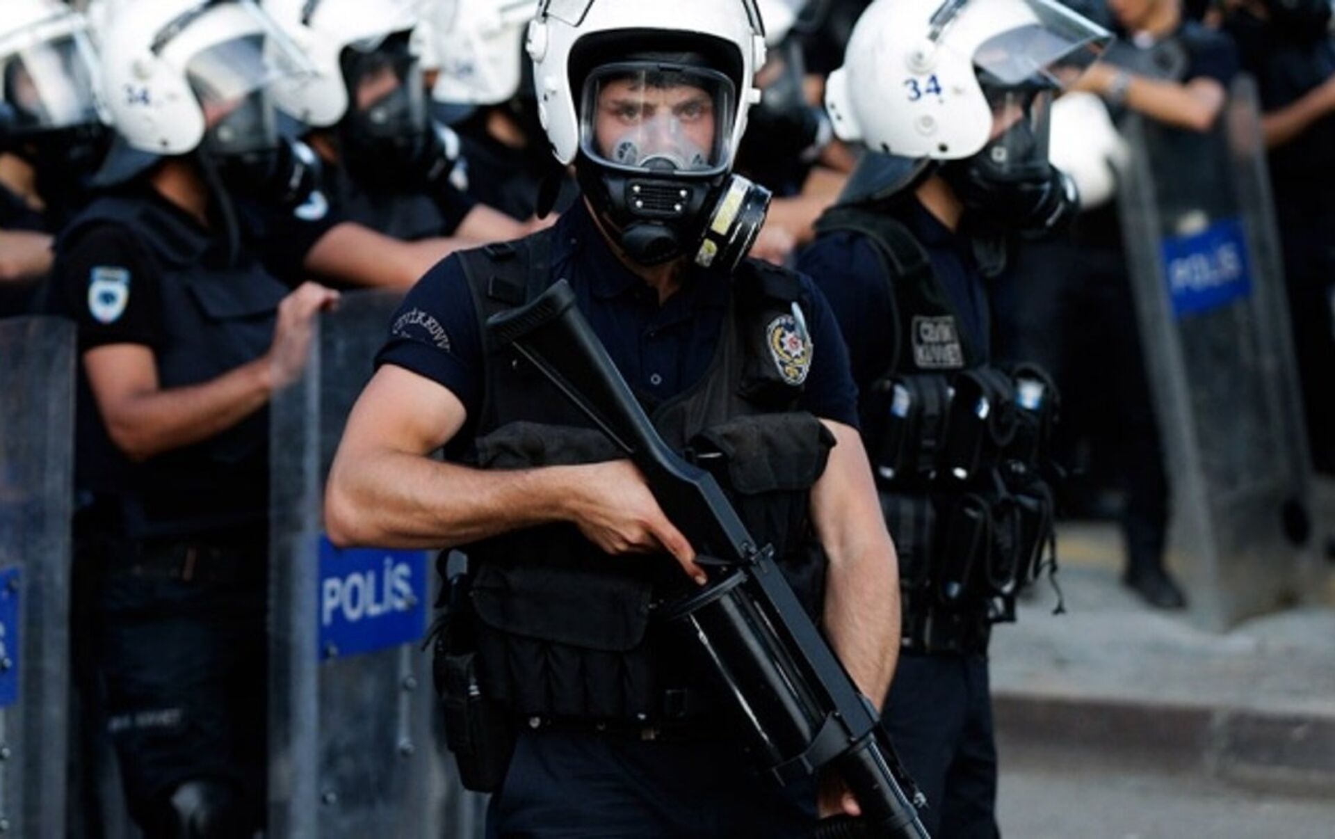 Турецкая полиция арестовала 78 человек за нагнетание страха в связи с землетрясением