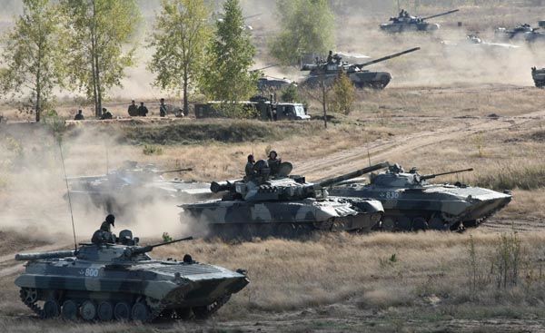 Военные эксперты: Азербайджан проводит учение с целью апробации новых видов вооружения
