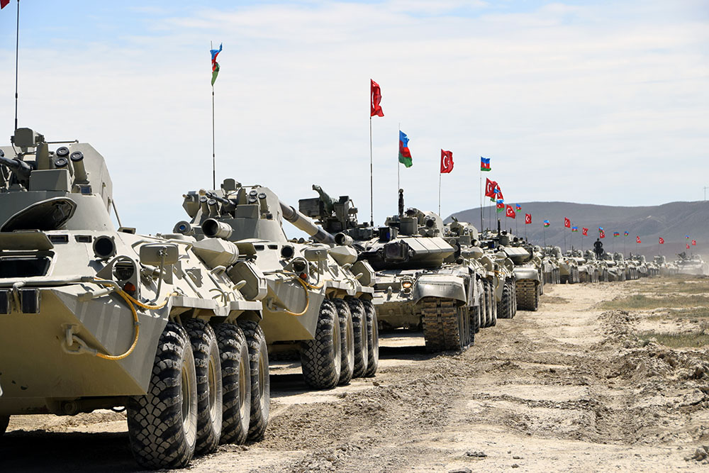 Отдельная общевойсковая армия Азербайджана начинает совместные с Турцией учения в Карсе