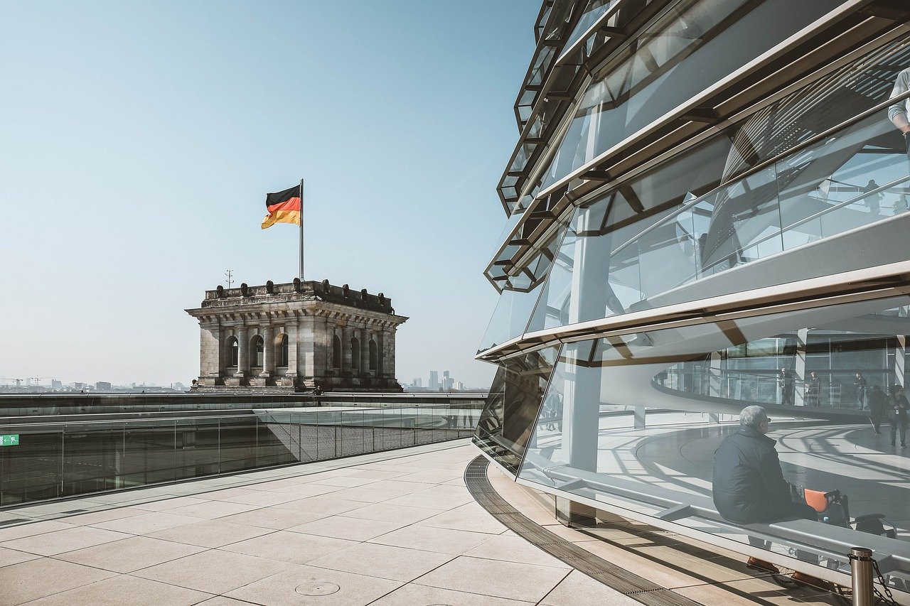 Экономику Германии накроет мощная волна банкротств - Focus