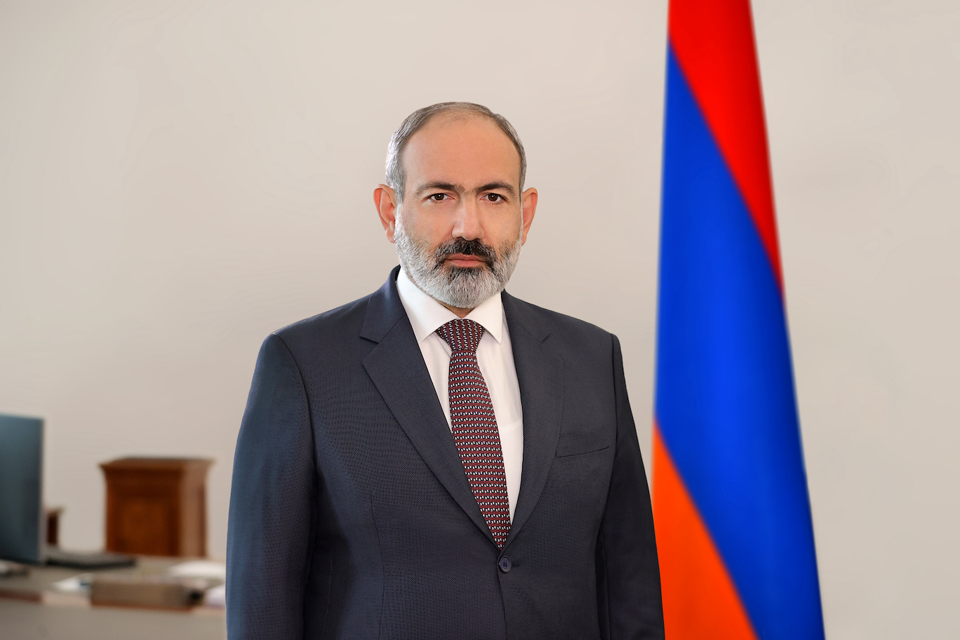 Пашинян направил телеграмму соболезнования президенту Сербии