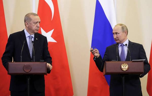Эрдоган предложил Путину оставить Турцию 