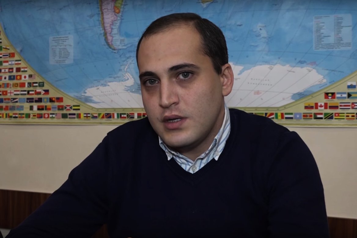 Нарек Самсонян: Сегодня Пашиняна поддерживает не только Запад, но де-факто и Россия