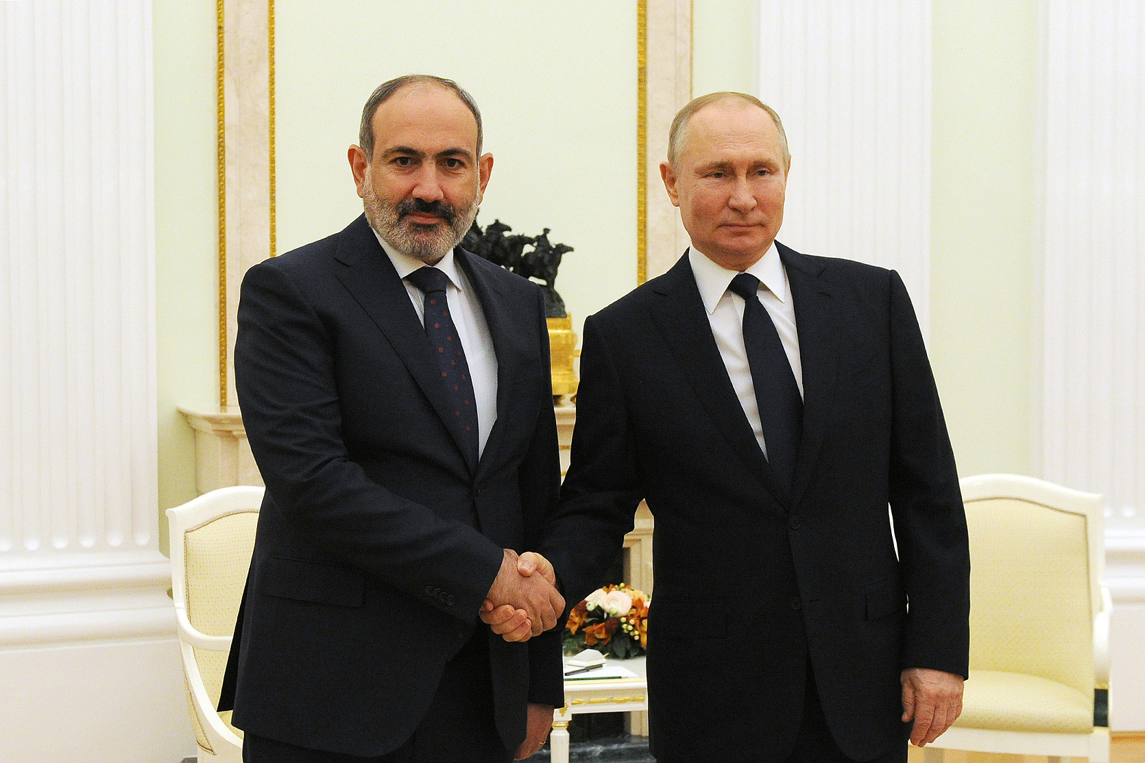 Пашинян и Путин обсудили по телефону ситуацию в регионе и двустороннее сотрудничество