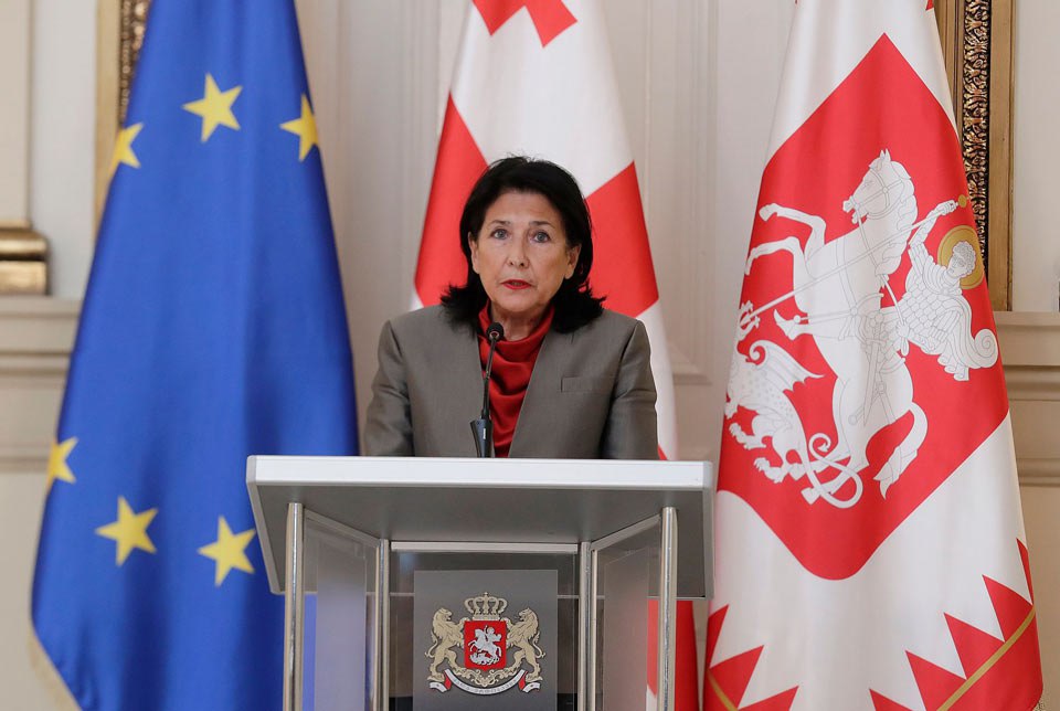  Саломе Зурабишвили наложила вето на проект поправок оппозиции об отмене гендерных квот 