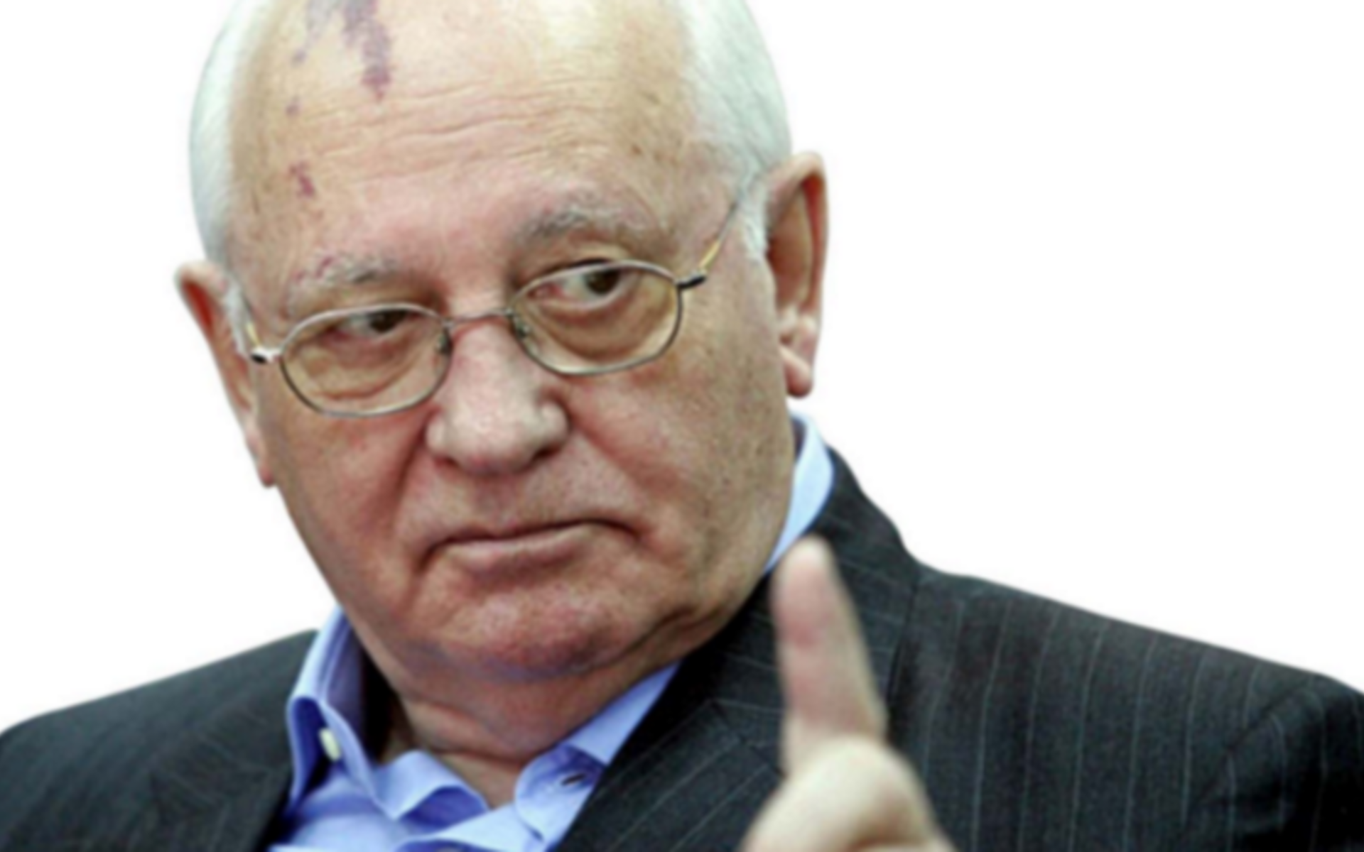 Горбачев констатировал начало новой гонки вооружений
