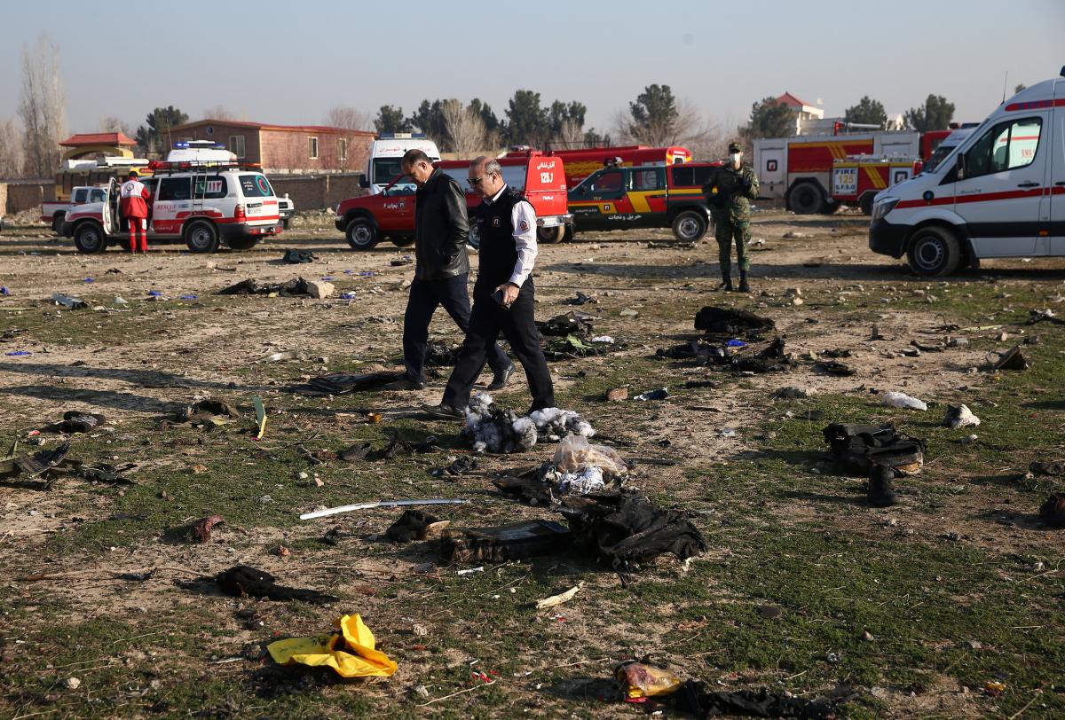Загорелся перед падением: Иран обновил данные о крушении украинского авиалайнера