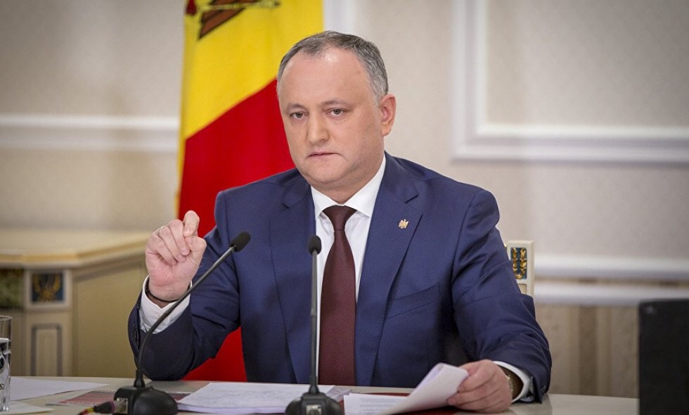Додона вновь временно отстранили от должности президента Молдавии