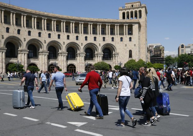 Армения сообщила о более 100 000 переехавших в страну россиян