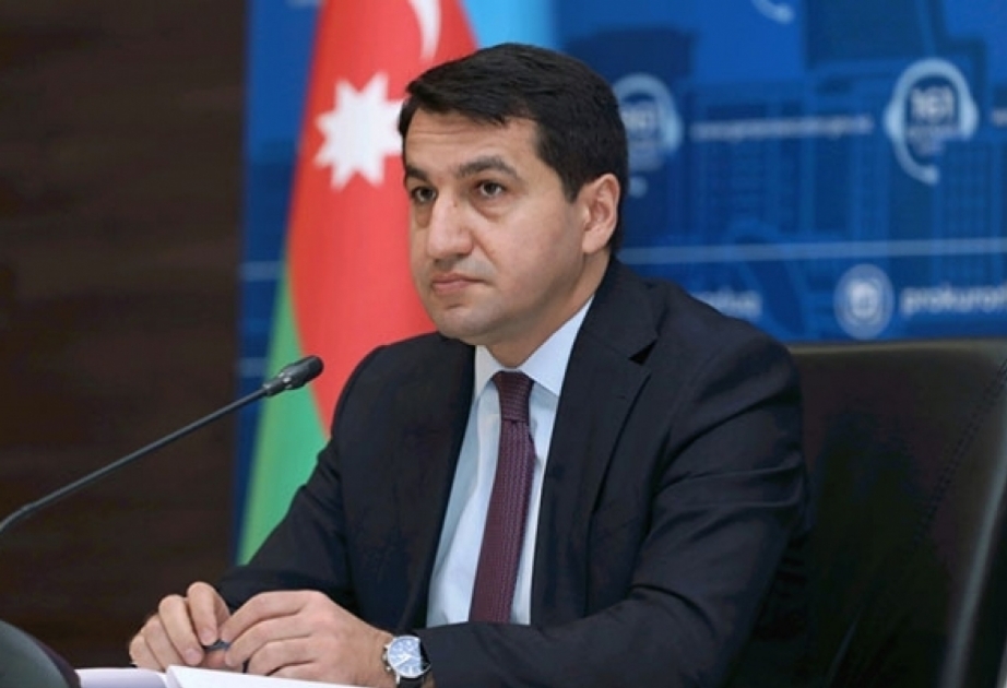Армения не хочет заключения мирного договора и пытается выиграть время - помощник Алиева