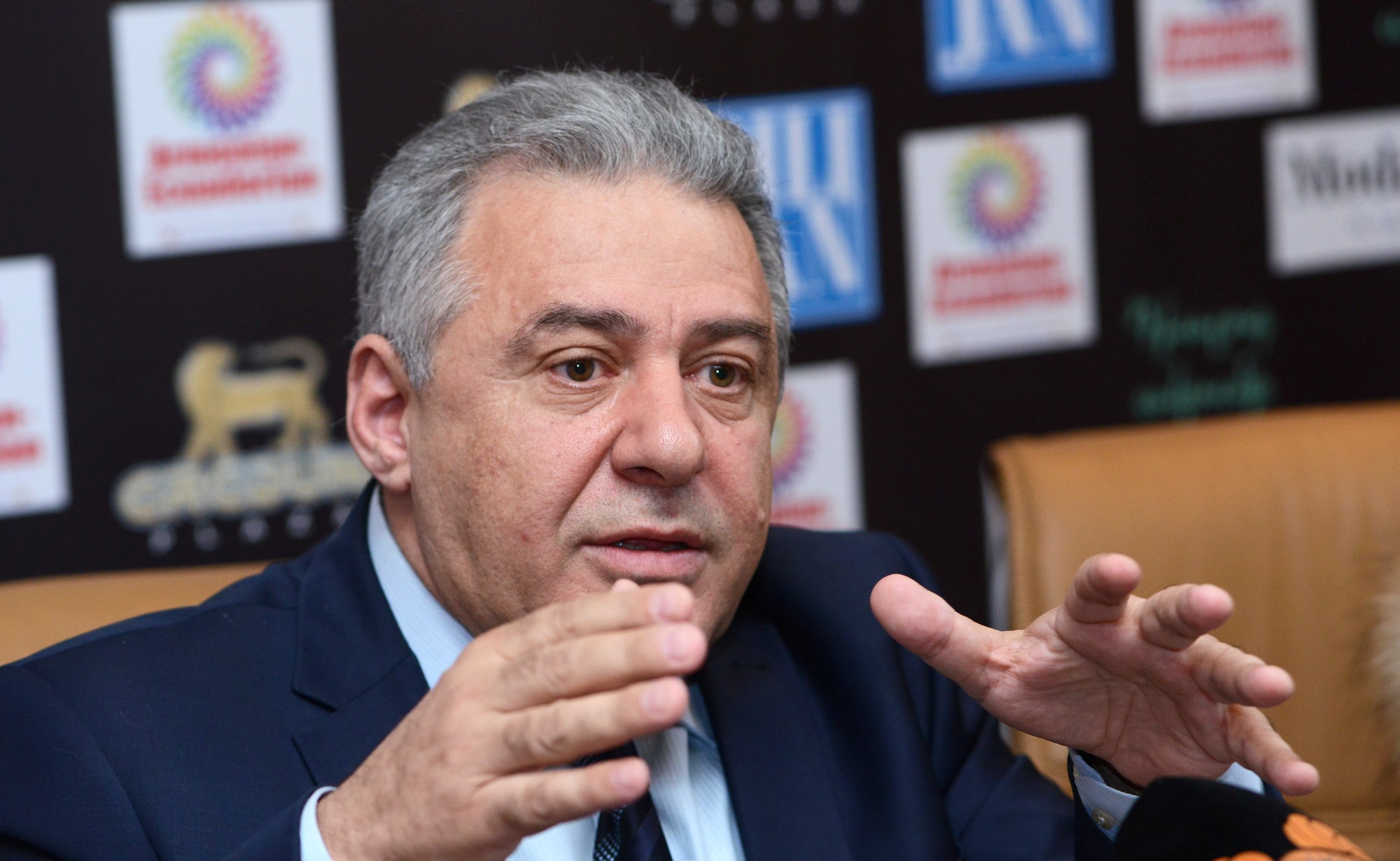 Баку малыми затратами желает держать в напряжении линию фронта в Карабахе – экс-министр