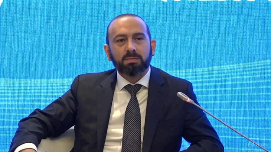 Միրզոյան. Հայաստանի Սահմանադրությունում Ադրբեջանի համար մտահոգիչ դրույթներ չկան