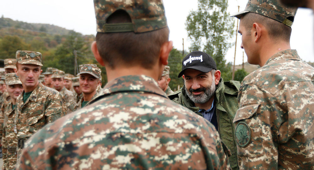Подобными шагами мы демонстрируем, что стоим за спиной Армянской армии - Пашинян