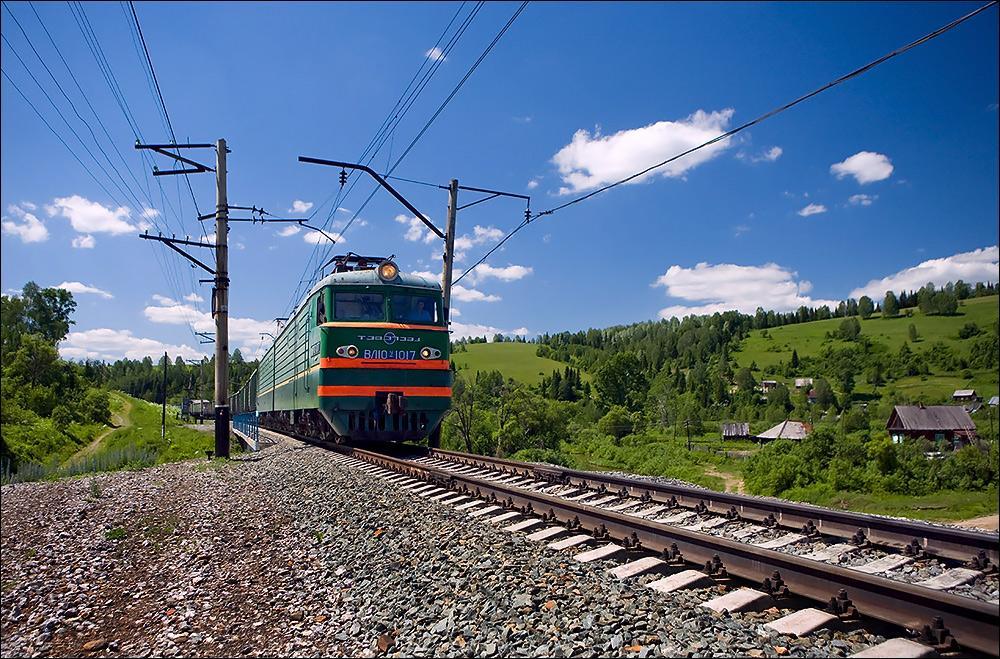 Иран и Азербайджан подписали меморандум о строительстве железной дороги