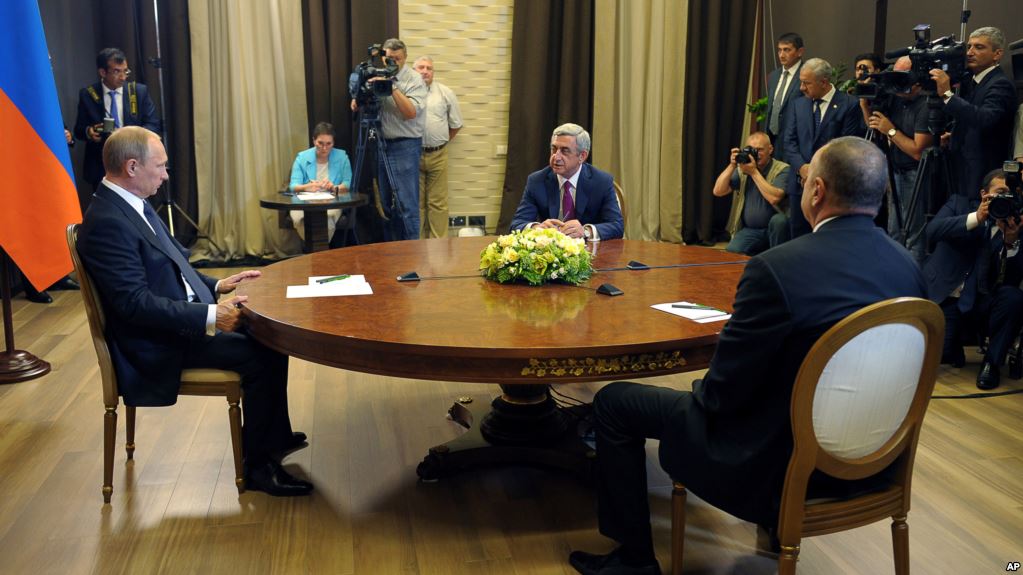 Стороны карабахского конфликта должны посылать Москве и Вашингтону мессадж мира: Кавано