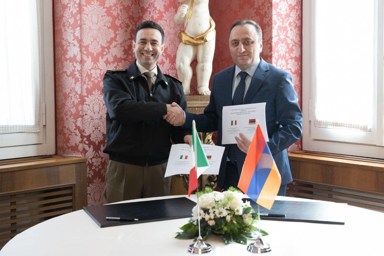 В Риме обсудили перспективы развития сотрудничества Армения-Италия в сфере обороны