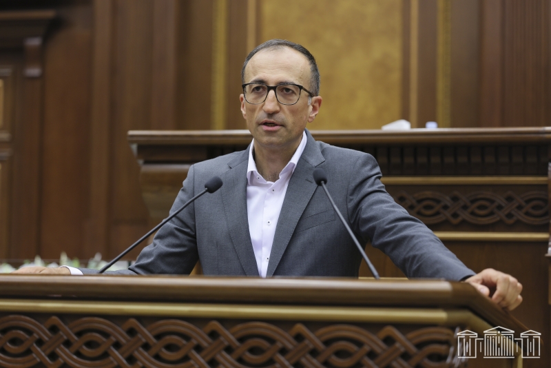 Արսեն Թորոսյանի պատգամավորի լիազորությունները դադարել են