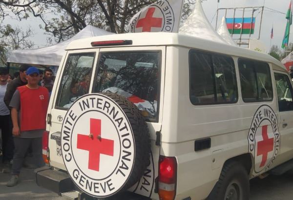 Азербайджан вновь заблокировал движение машин Красного Креста по Лачинскому коридору