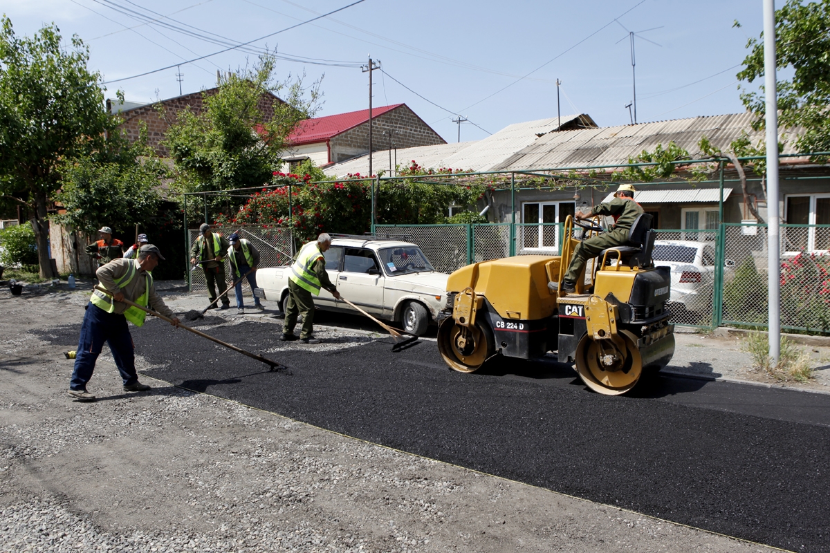 Правительство Армении выделит 2,5 миллиарда драмов на ремонт улиц Еревана