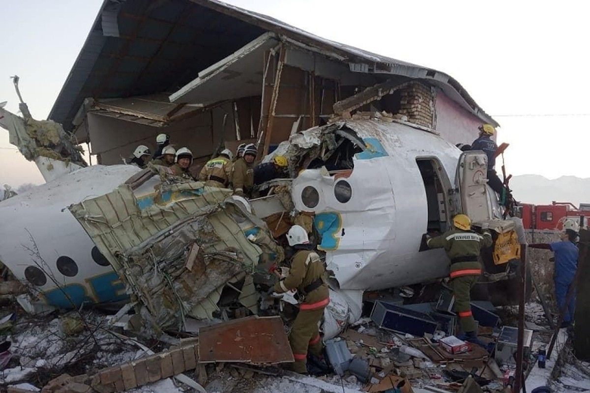 Среди пассажиров разбившегося в Алма-Ате самолета граждан Армении нет - МИД
