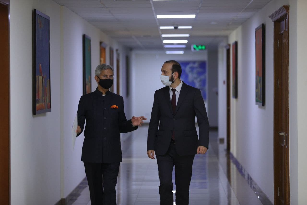 Укрепление сотрудничества с Индией в числе приоритетов внешней политики Армении - Мирзоян