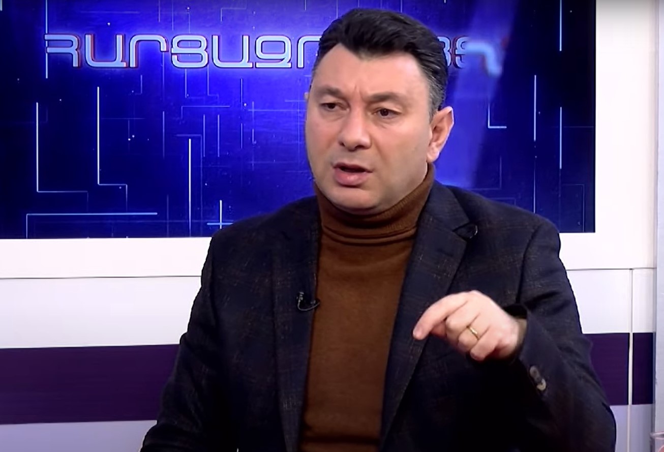Шармазанов: Рейтинг Пашиняна достиг минимума, в 2024 году он не будет у власти